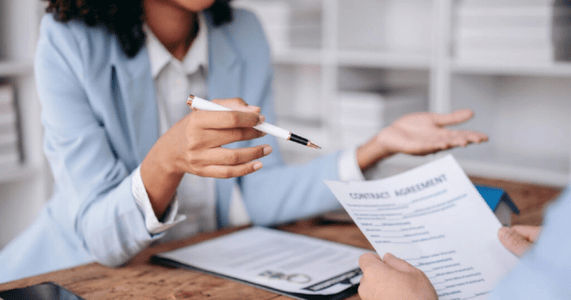 How Do Legal Notices Affect Settlement and Conveyancing In Perth?